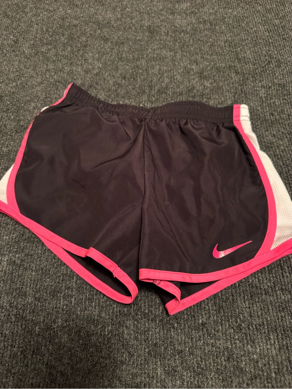 Nike Girls Tempo Running Shorts Black Hyper Pink Size 6